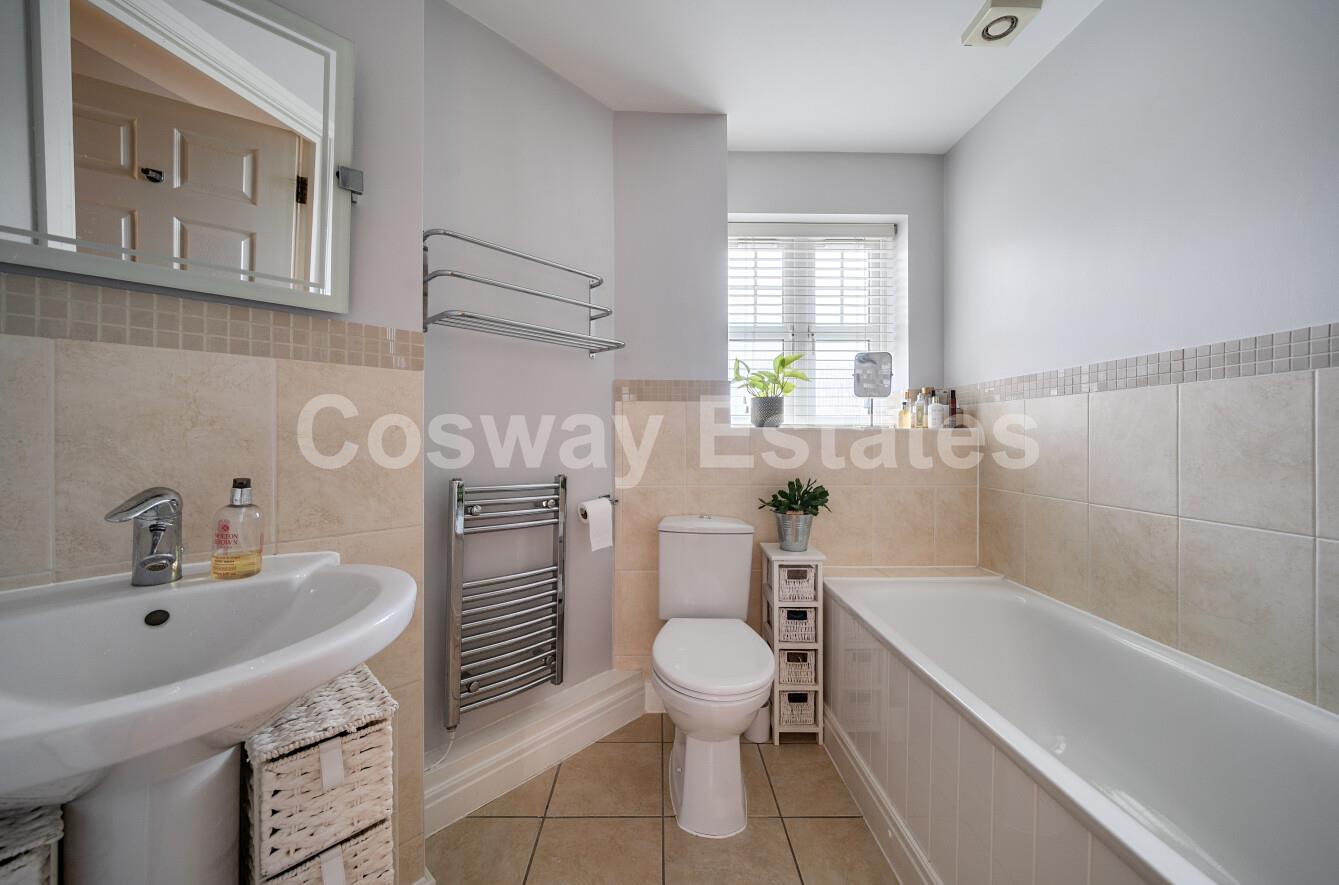 Shillingford Close, Mill Hill, NW7, London